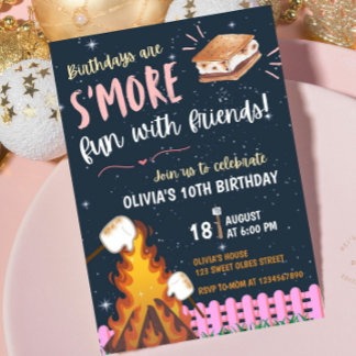 Invitación Acampada de amigos chicas que se burlan de más div