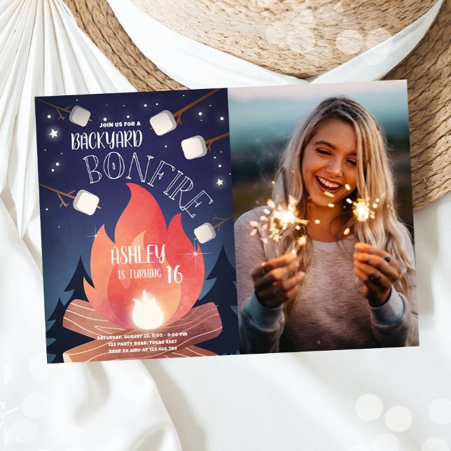 Invitación Acampada de fuego trasero Glamour Aniversario al a (Subido por el creador)