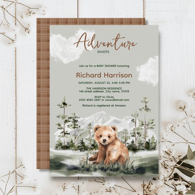 Invitación Adventure awath mountain forest con ducha de bebé (Adventure awaits cute watercolor bear, green forest, woodland theme baby shower invitation )