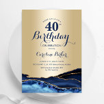 Invitación Agate azul de la marina de oro 40 cumpleaños<br><div class="desc">Invitación a la fiesta de cumpleaños número 40 de los marineros azules y dorados. Elegante diseño moderno con acuarela azul real agate mármol fondo geodésico, oro falso purpurina y letra de escritura tipográfica. La carta de invitación de moda es perfecta para una elegante celebración del cumpleaños de las mujeres. Invitaciones...</div>