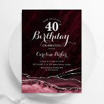 Invitación Agate de plata de Borgoña 40 cumpleaños<br><div class="desc">Invitación a la fiesta de cumpleaños número 40 de Borgoña y plata. Elegante diseño moderno con vino de marsala, acuarela de color rojo oscuro con fondo geodésico de mármol, letra falsa de plata purpurina y escritura tipográfica. La carta de invitación de moda es perfecta para una elegante celebración del cumpleaños...</div>