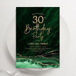 Invitación Agate Emerald Green Gold 30 cumpleaños<br><div class="desc">Invitación a la fiesta de cumpleaños número 30 de color verde esmeralda y oro. Elegante diseño moderno con fondo geodésico de mármol agate acuarela, oro falso purpurina y tipografía de escritura. La carta de invitación de moda es perfecta para una elegante celebración del cumpleaños de las mujeres. Invitaciones Zazzle impresas...</div>