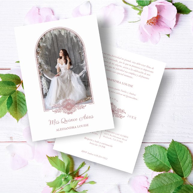 Invitación Agradable Arco Rosa de Stilysh Español de Quinceañ (Subido por el creador)