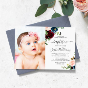Invitación al bautismo de foto floral de Borgoña y