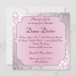 Invitación al bautismo rosado del bebé metálico