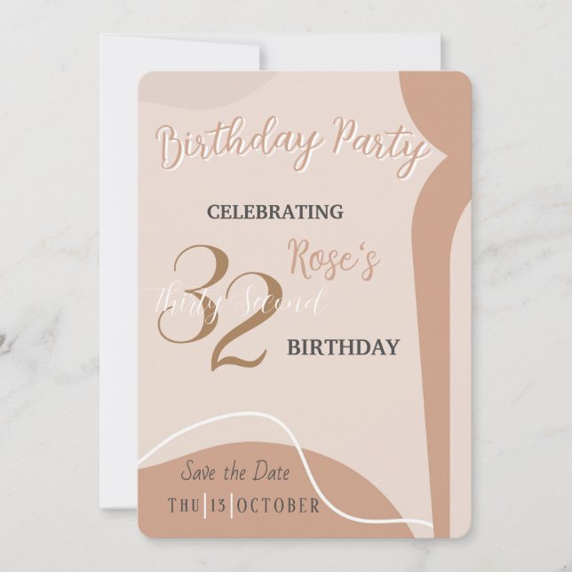 Invitación al cumpleaños beige Minimalista y elega (Anverso)