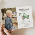Invitación al cumpleaños de la foto del tractor |<br><div class="desc">Invitación a la fiesta de cumpleaños de Tractor Listo para ser personalizado por usted!</div>