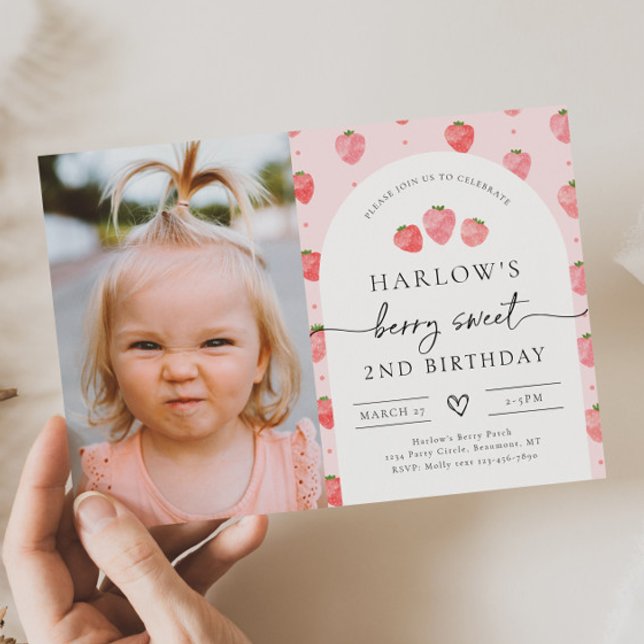 Invitación al cumpleaños de Strawberry | Fresa (Subido por el creador)