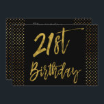 Invitación al cumpleaños del 21º Relieve metalizad<br><div class="desc">Vigésimo primer Relieve metalizado dorado negro y falso elegante invitación de cumpleaños. La foto de esta invitación se puede actualizar así como el nombre,  la fecha y la ubicación.</div>