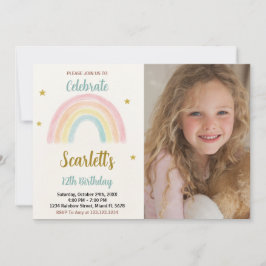 Invitación al cumpleaños del arcoiris dulce con fo