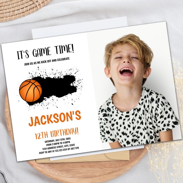 Invitación al cumpleaños del baloncesto de tinta n (Black Ink Basketball Birthday Invitations photo)