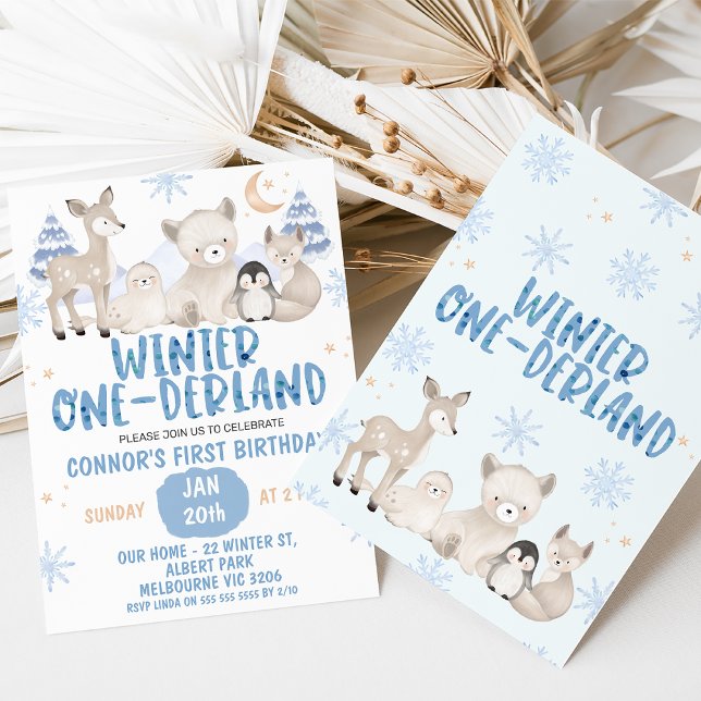 Invitación al cumpleaños del Blue Beige Winter One (Blue and beige woodland animals winter onederland first birthday invitation for a baby boy.)