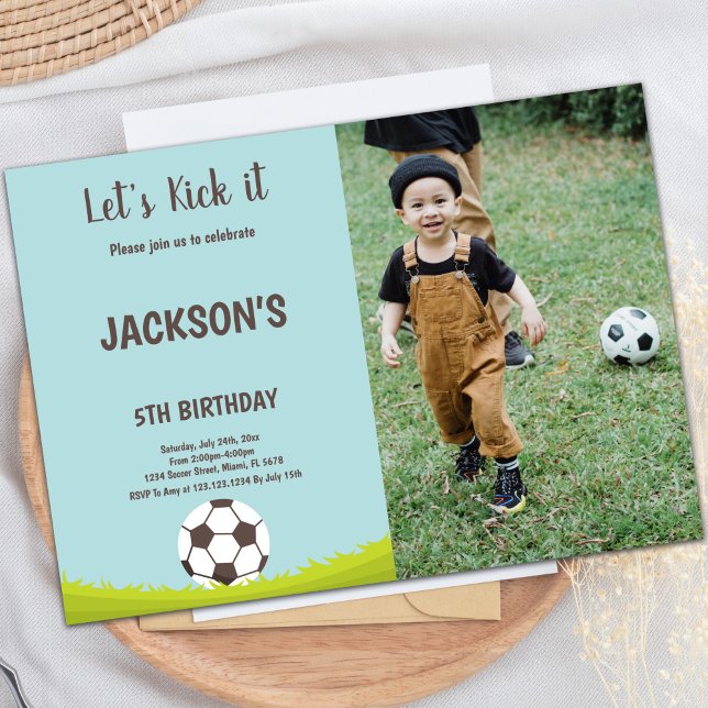 Invitación al cumpleaños del fútbol de hierba con  (Grass Soccer Birthday Invitations with photo)