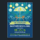 Invitación al patio nocturno de verano<br><div class="desc">Patio moderno retro con paraguas, mesa y sillas con pancarta, lámparas y telón de fondo tropical nocturno. Ideal para su próxima barbacoa, Fiesta de piscina, Fiesta de patio trasero, Reunión familiar o cualquier celebración al aire libre en verano. Personalizar con su propio texto. Ilustracion original de pj_design. Por favor, revisa...</div>
