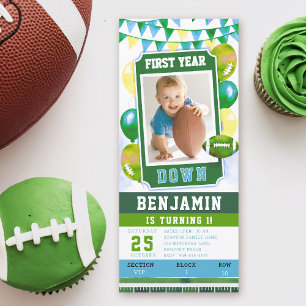 Invitación al primer cumpleaños del chico verde pa