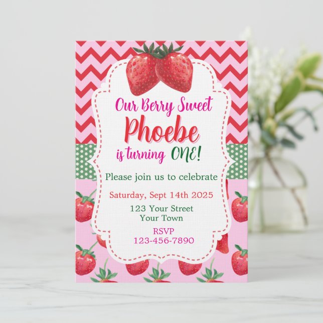 Invitación al Primer Cumpleaños Fresa y Dulce de F (Anverso de pie)