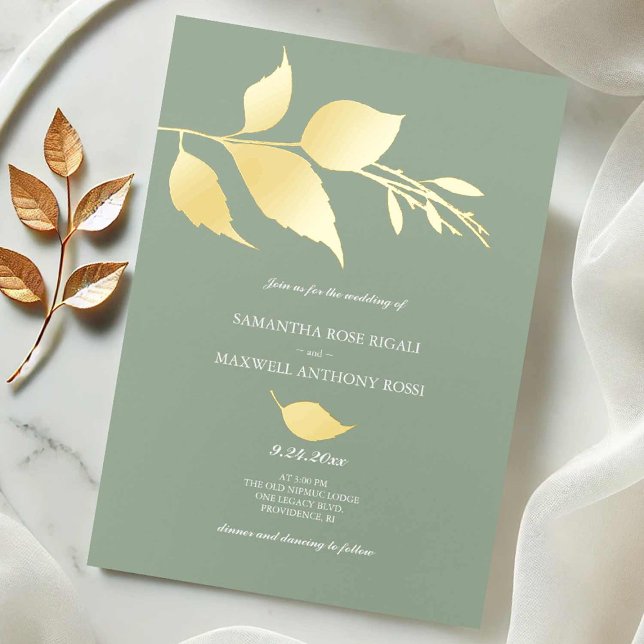 Invitación al Relieve metalizado de Boda verde mod (Wedding invitations sage green gold leaf art by Victoria Grigaliunas Do Tell A Belle)