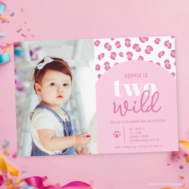 Invitación al segundo cumpleaños de dos niñas salv (The front of the invitation is shown at a 5x7-inch size. Choose size, paper, + corner style.)