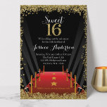 Invitación Alfombra roja Purpurina Hollywood Dulce 16 Cumplea<br><div class="desc">Nuestras 16 agradables invitaciones de moda inspiradas en Hollywood son la elección perfecta para su fiesta glam. El diseño incluye una alfombra roja, focos y un purpurina de oro falso que celebran que se conviertan en dulces dieciséis. ¡Tu adolescente se sentirá como la estrella del espectáculo con esta invitación única!...</div>