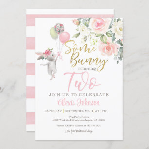 Invitación Algunos conejitos están invitando a dos personas