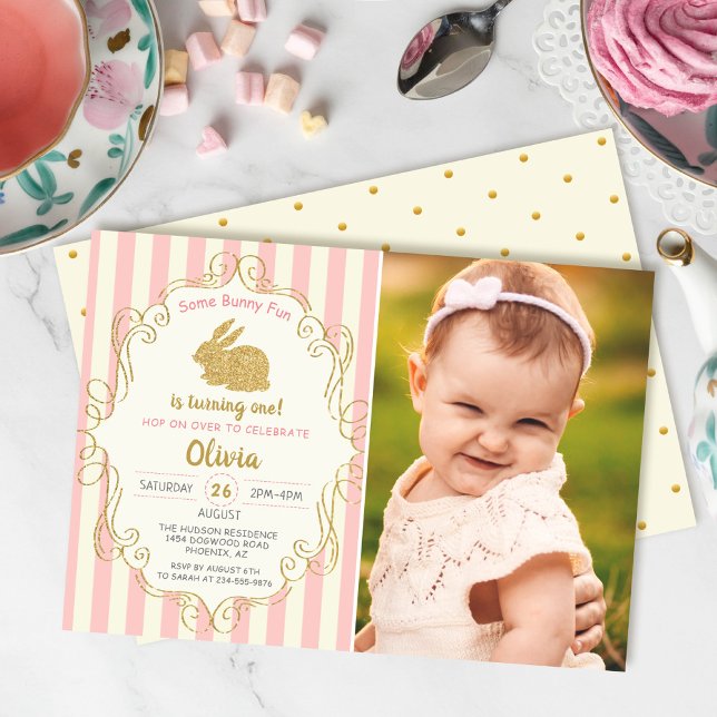 Invitación Algunos conejitos rosados y Purpurinas de oro foto (Subido por el creador)