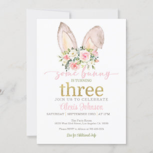 Invitación Algunos conejitos se están volviendo tres orejas d