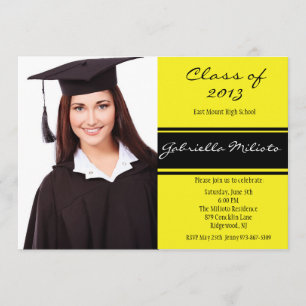 Invitación amarilla y negra de la graduación de la
