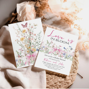 Invitación Amor en flor de flores silvestres en flor de sangr