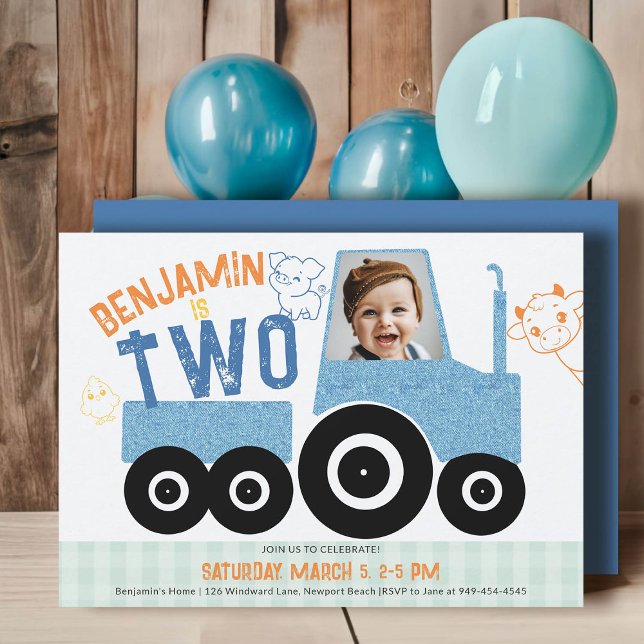 Invitación Animales de granja Denim Tractor Cute Foto Segundo (farm tractor birthday invitation 2nd second boy photo animals barnyard cute illustration denim blue )