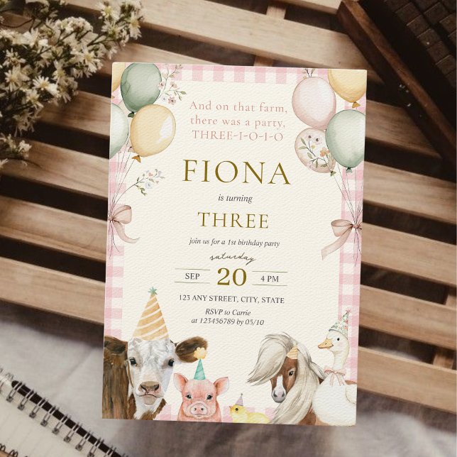 Invitación Animales de granja Pink Gingham Chica tercer cumpl (Pink Gingham Farm Animals 3rd Birthday Party Invitation for Girl)