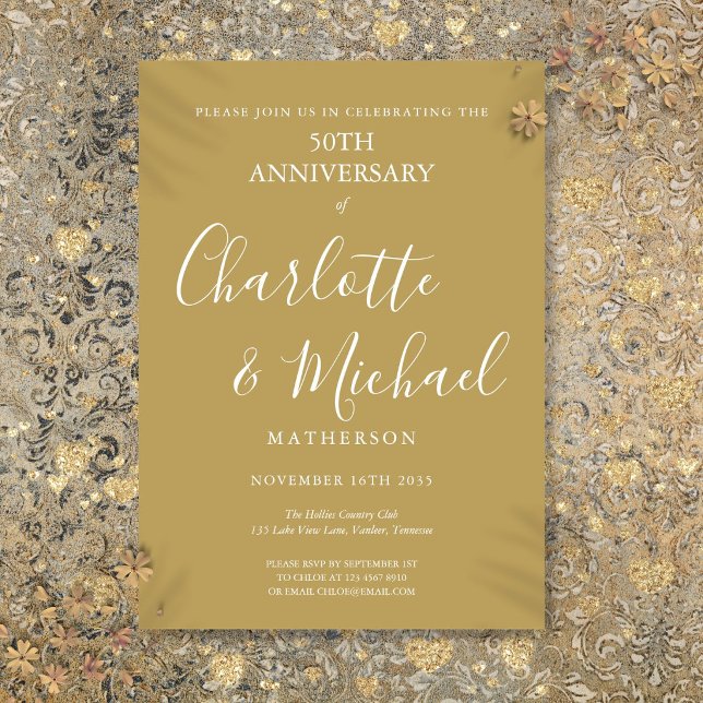 Invitación Aniversario de Bodas de Oro 50 Moderno Script (Golden 50th Wedding Anniversary Modern Script Invitation)