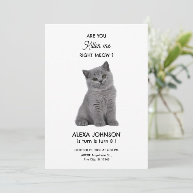 Invitación Aniversario de kitten lindo (Anverso de pie)