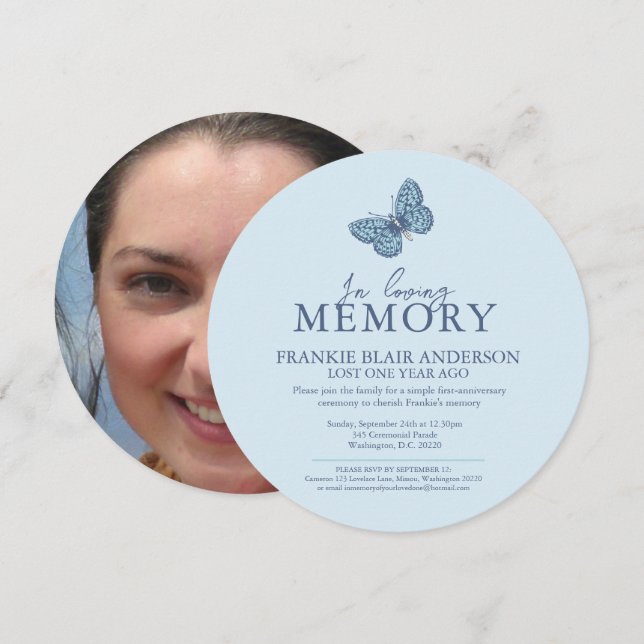 Invitación Aniversario de la muerte foto azul mariposa blanca (Anverso / Reverso)