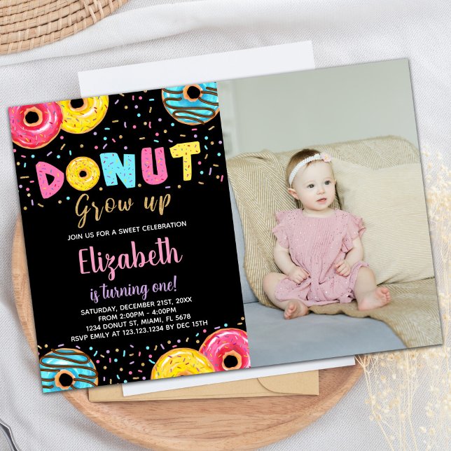 Invitación Aniversario del Donut Verde Rosa Negro con foto (Black Yellow Pink Green Donut Birthday with photo Invitation)