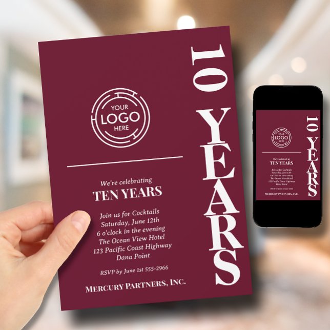 Invitación Aniversario del logotipo comercial Borgoña (Burgundy business anniversary invitations feature your business logo at the top)