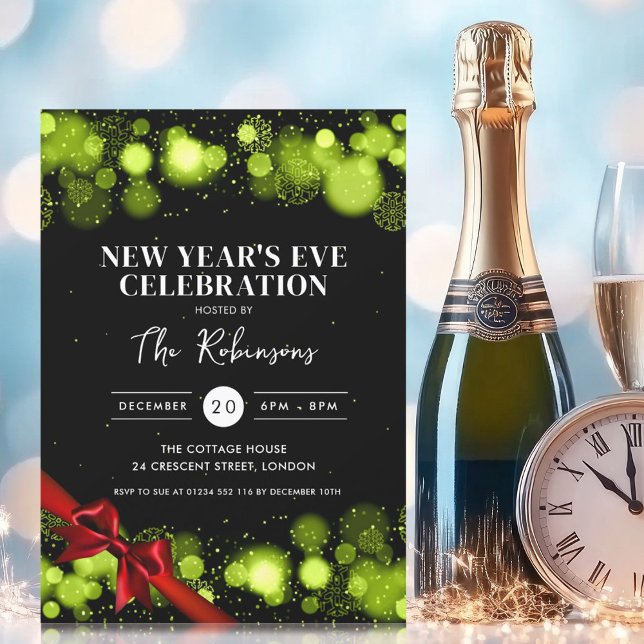 Invitación Año Nuevo Eve Green Black Winer Wonder Red Bow (New Years Eve Green Black Winter Wonder Red Bow Invitation)