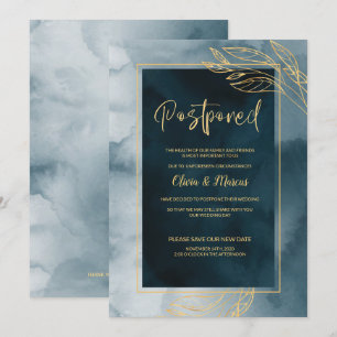 Invitación Aplazamiento de Boda Acuarela Azul Marino y Dorado