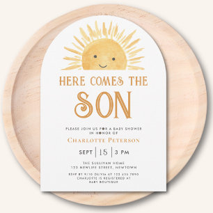 Invitación Aquí viene el Baby Shower del arco solar amarillo 