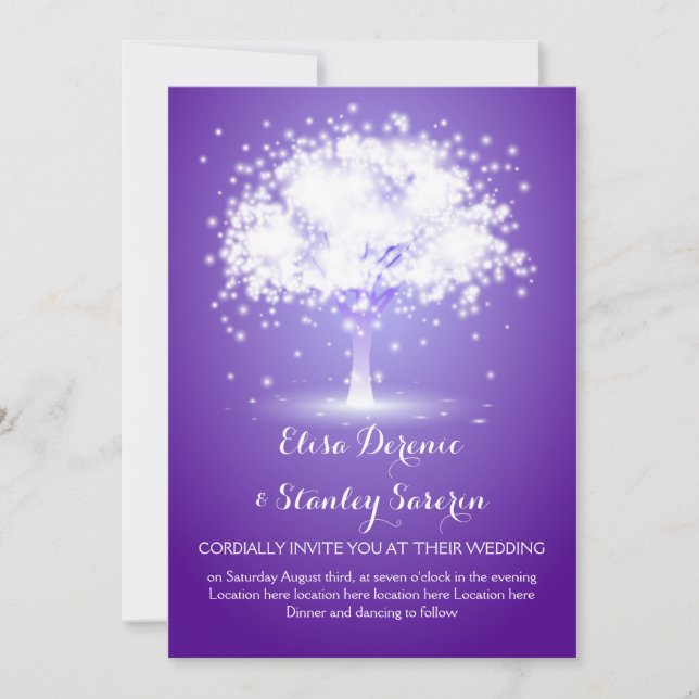 Invitación Árbol mágico, luces brillantes boda púrpura (Anverso)