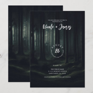 Invitación Árboles oscuros y sombríos del bosque al atardecer