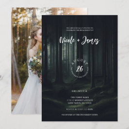 Invitación Árboles oscuros y sombríos del bosque al crepúscul