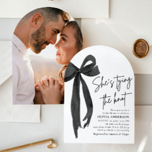 Invitación Arch Black Bow está atando la ducha nupcial