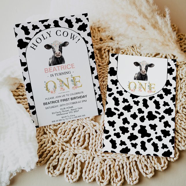 Invitación Arch Black Cow Print Holy Cow Primer cumpleaños (Holy Cow 1st Birthday Invitation Template Girl, Black Cow Print 1st Birthday Invitation, Arch Modern)