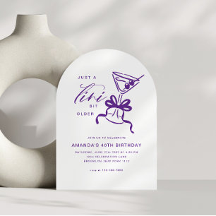 Invitación Arco de cumpleaños violeta chic minimalista de Mar
