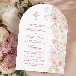 Invitación Arco de flores rosadas y melocotón boda religiosa