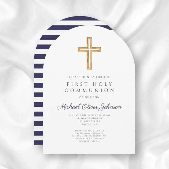 Invitación Arco de la primera comunión de Blue Boy de la arma (Religious Cross Navy Blue Boy First Communion Arch Invitation)