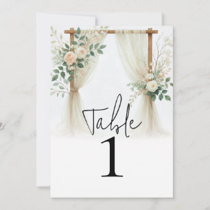 Invitación Arco de madera floral con rosas y vegetación Númer