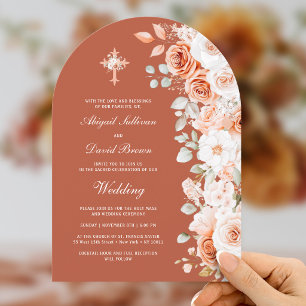 Invitación Arco de rosas de terracota boda religiosa