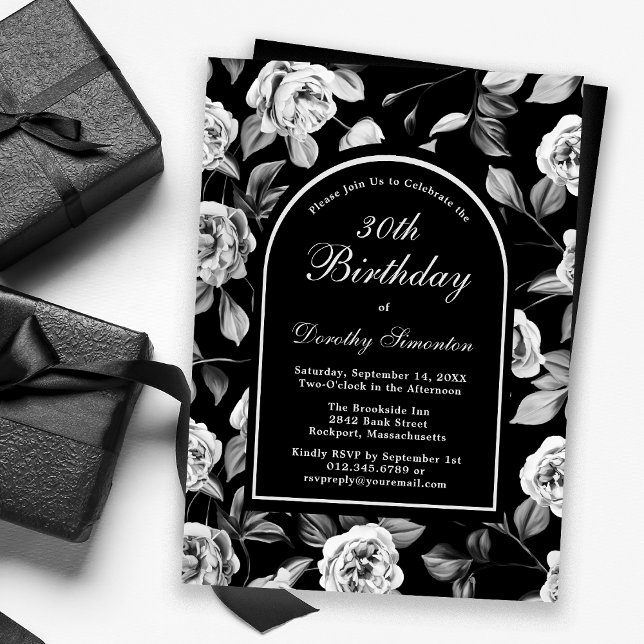 Invitación Arco floral de Rosa blanco negro 30 cumpleaños (Subido por el creador)