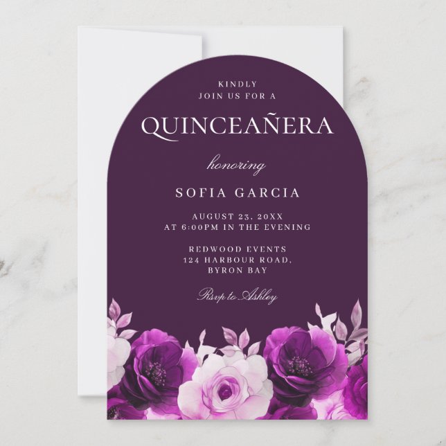Invitación Arco Quinceanera Floral de Rosas violíticos púrpur (Anverso)